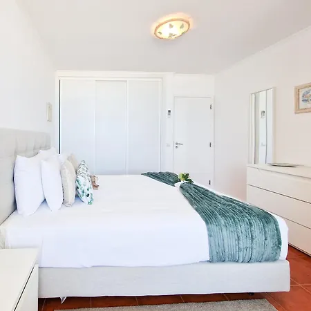Apartament Rocha Varandas Sunny